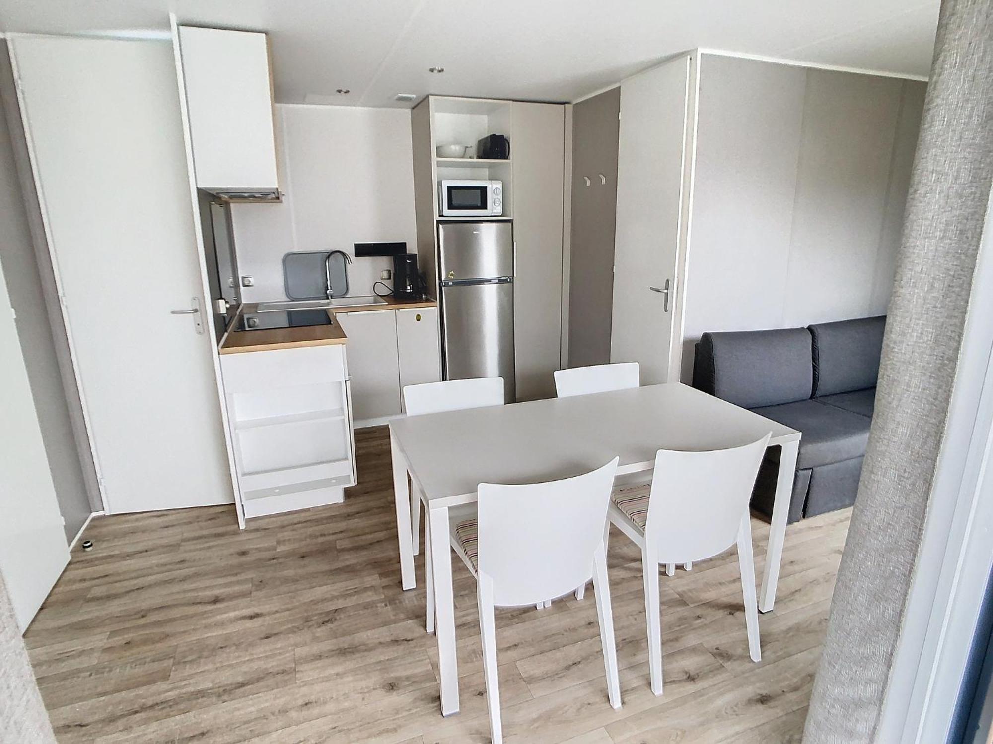 Mobil-Home Luxe A Jullouville: 200M Plage, Piscine Chauffee, 4 Pers, Parking, Wi-Fi Inclus - Fr-1-361A-34 Kültér fotó